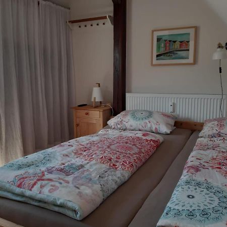 Giebelzimmer mit Weinbergblick Stetten  Exterior foto