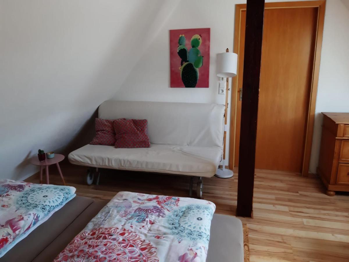 Giebelzimmer mit Weinbergblick Stetten  Exterior foto